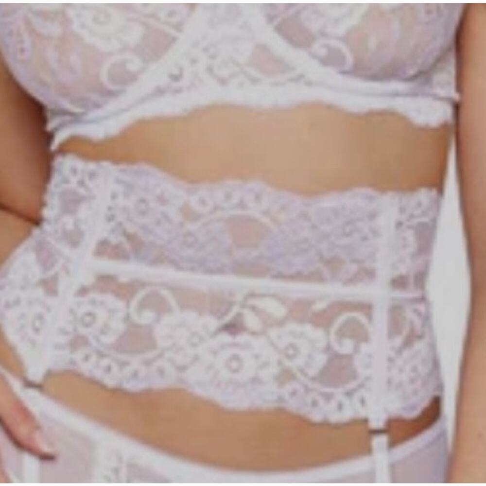Dreamgirl Bridal White Garter Belt Small Lace 12437 New without Tags